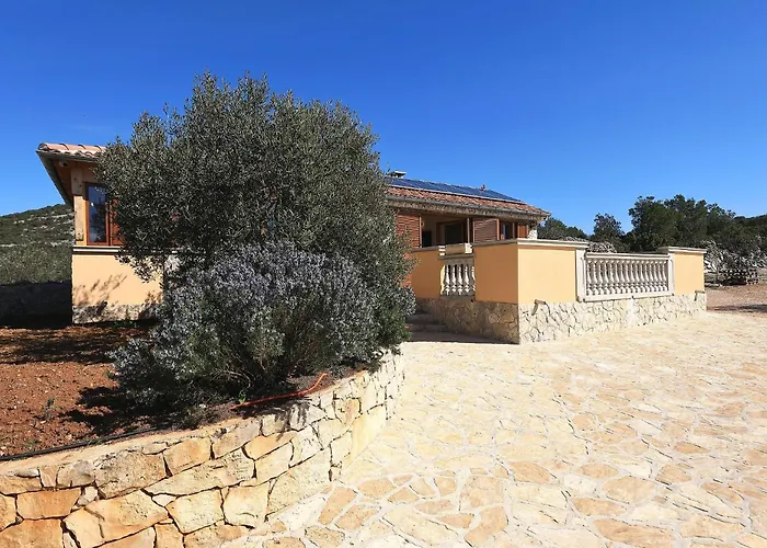 Feriehus Secluded Fisherman's Cove Triluke, Pasman - 20973 Tkon