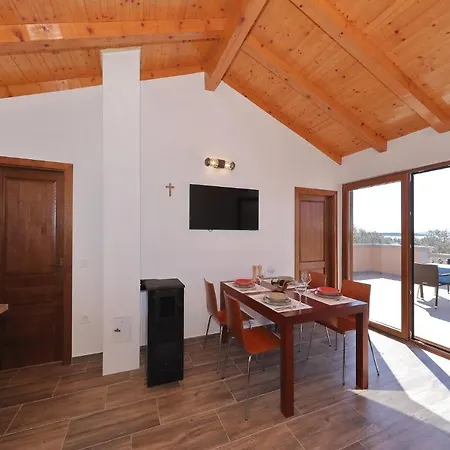 Holiday home Secluded Fisherman's Cove Triluke, Pasman - 20973 *