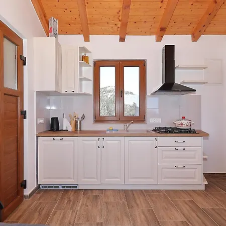 Holiday home Secluded Fisherman's Cove Triluke, Pasman - 20973 *